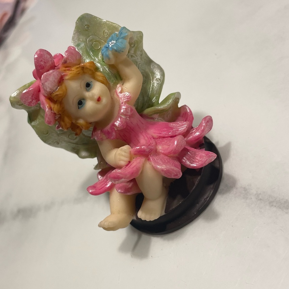 Vintage‎ Prestige Fairy and Flowers Girl Figurine